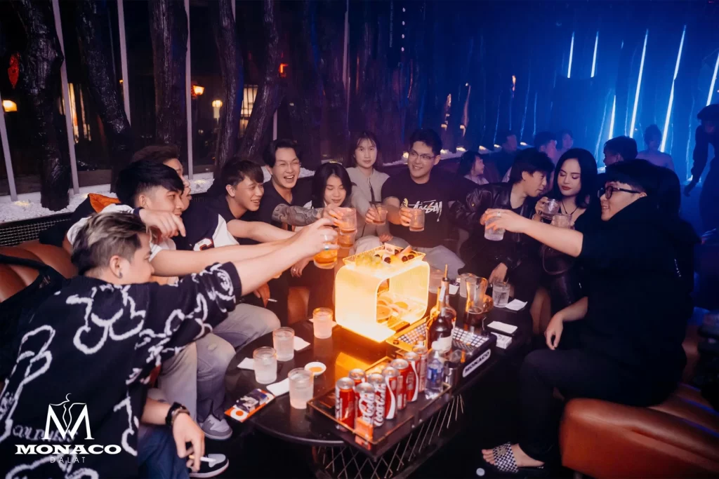 Quán bar Đà Lạt Top 1 - Monaco Bar