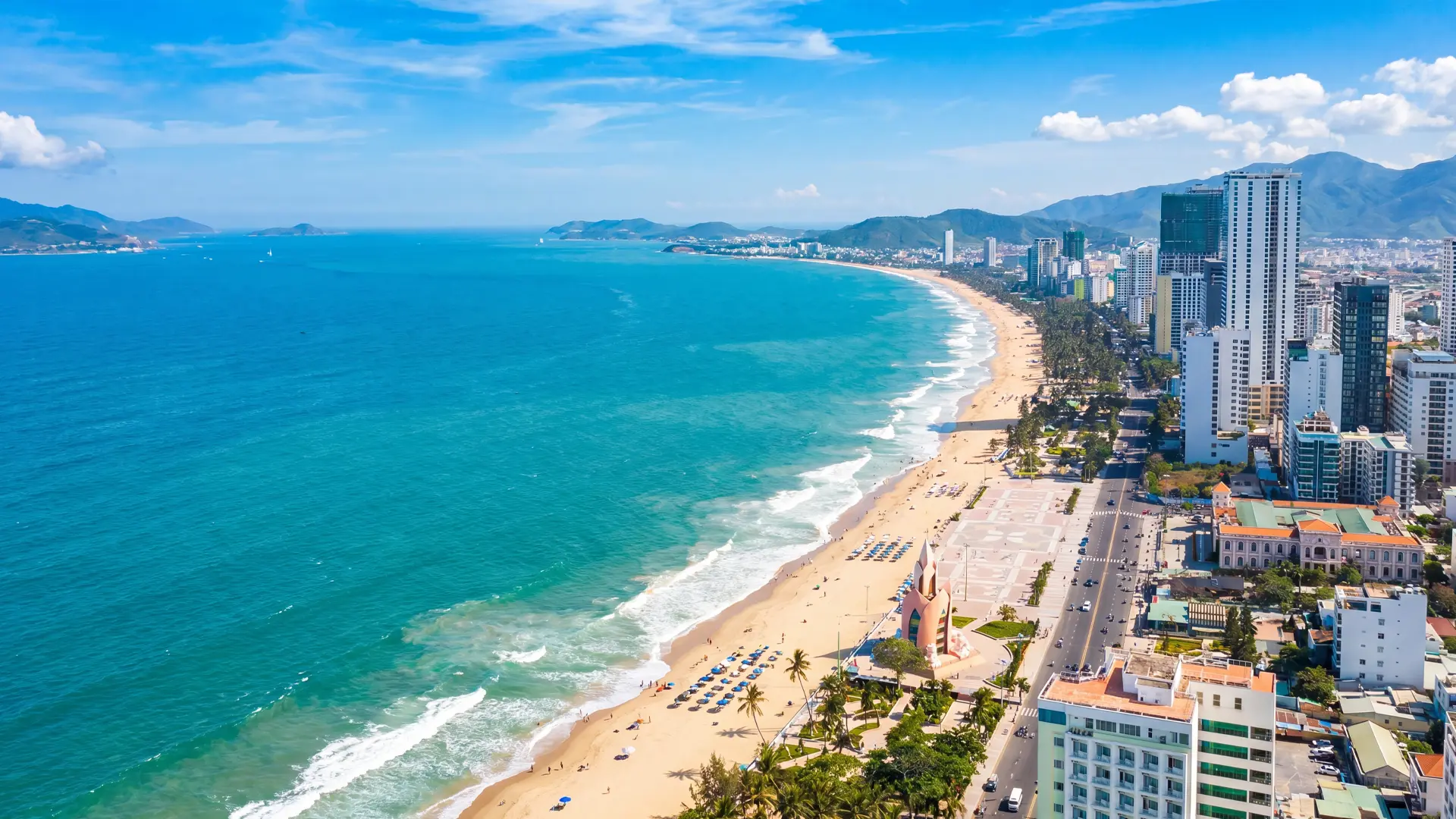 Toàn cảnh vẻ đẹp khi bay flycam Nha Trang qua góc nhìn từ trên cao